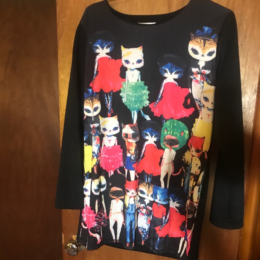 Cat Graphic Tunic Size 3XL